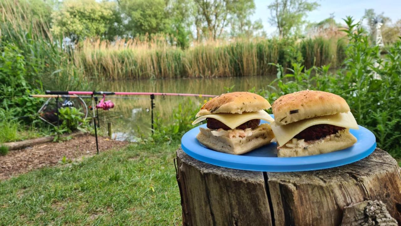 Hotel Rum Bridge "Patsy'S" Family Glamping Pod Clare Zewnętrze zdjęcie