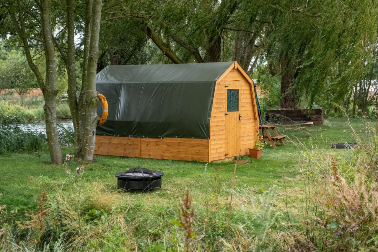 Hotel Rum Bridge "Patsy'S" Family Glamping Pod Clare Zewnętrze zdjęcie